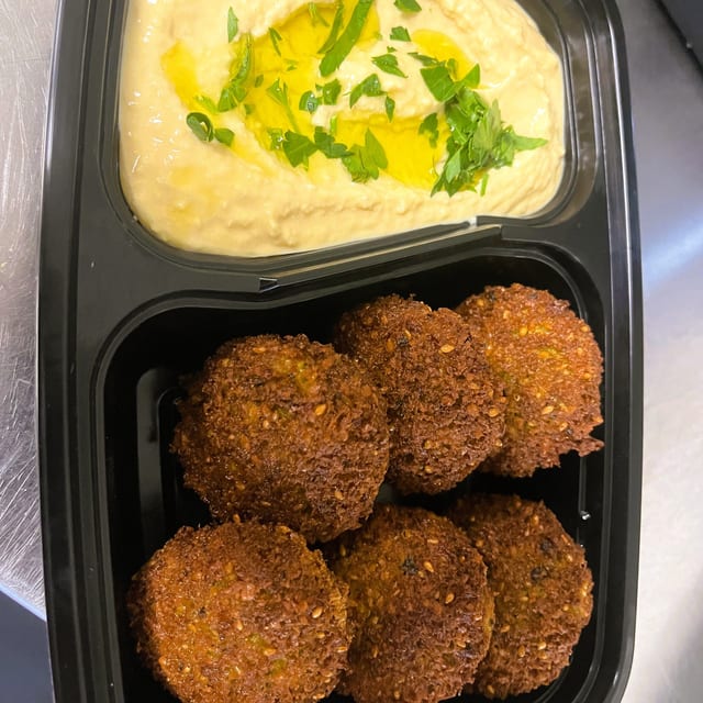 Falafel & Hummus Combo.